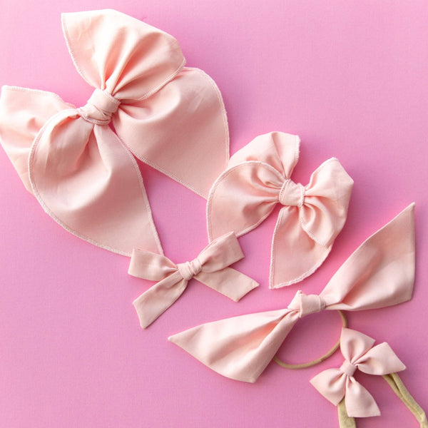 Candy Pink | Petite Party Bow: Alligator Clip