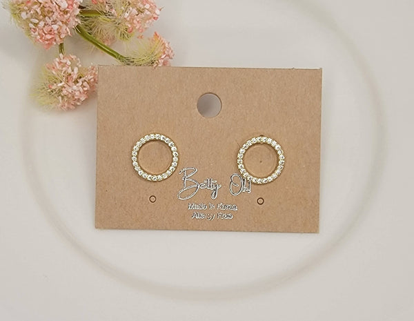 ROUND SHAPE POST EARRING.: Silver - Lulu Bella Boutique
