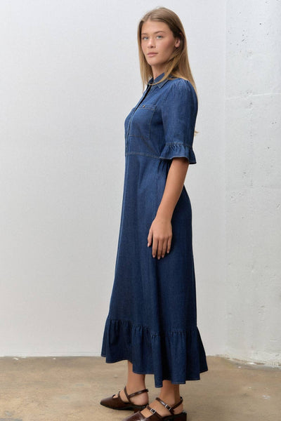 Short Sleeve Tiered Denim Midi Shirt Dress: MEDIUM DENIM