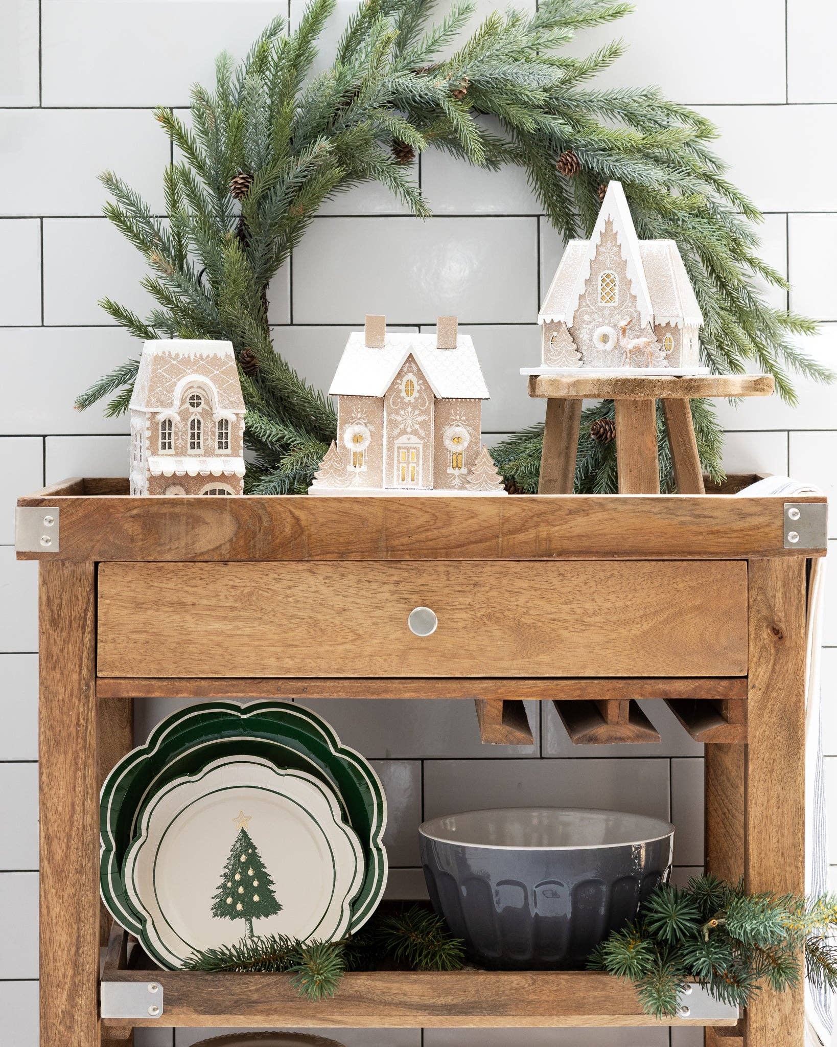 VIL1253 - Gingerbread Shop - Lulu Bella Boutique