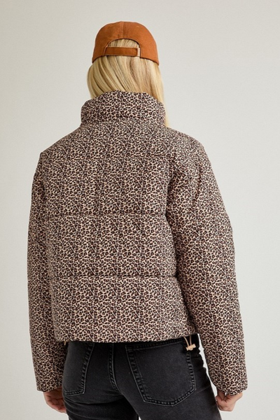 ANIMAL PRINTED PUFFER JACKET: TAUPE-BROWN ANIMAL