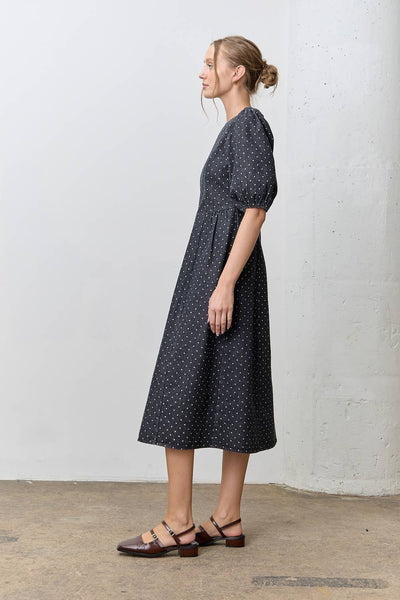Denim Polkadot Bubble Sleeve Midi Dress: BLACK DENIM
