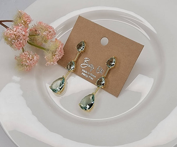 Handmade Semi-precious Stone Dangle Earrings: CLEAR