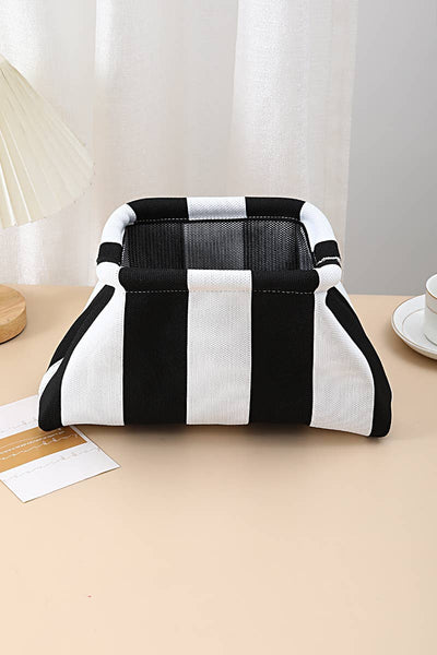 Striped Clasp Clutch Makeup Bag: BLACK/WHITE