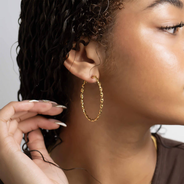 18K Gold PVD Stainless Steel Twist Hoop Earrings: Gold / 40mm