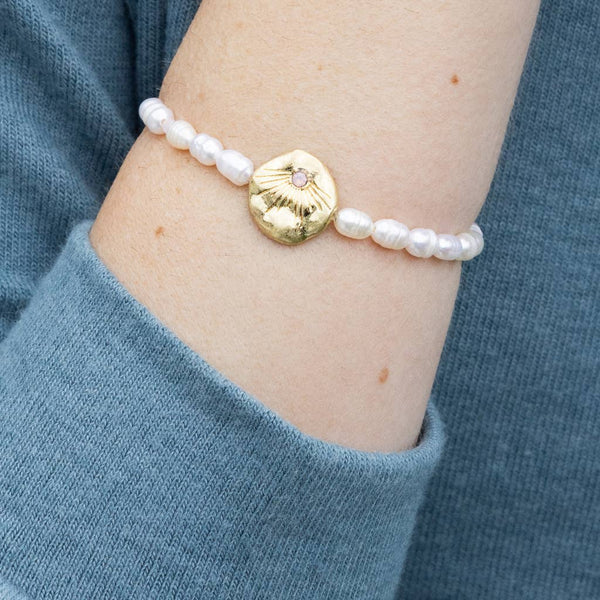 Pearl Affirmation Bracelet - Love/Gold - Lulu Bella Boutique
