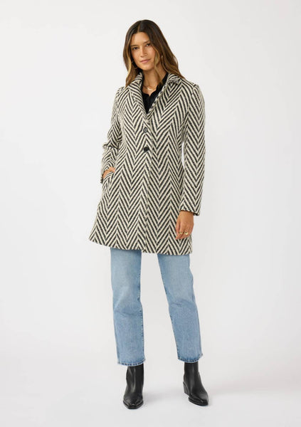 Chevron Notched Lapel Long Sleeve Coat: Cream/Black