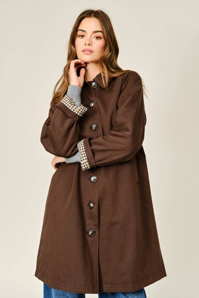 CHECKED INSIDE MIDI TRENCH COAT: BROWN