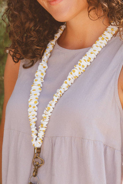 No Worries Lanyard - Lulu Bella Boutique