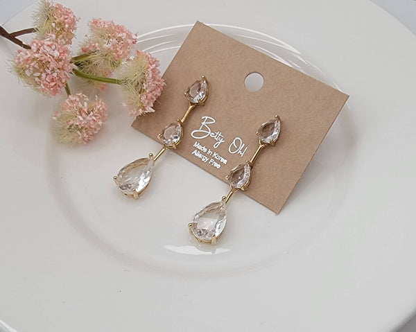 Handmade Semi-precious Stone Dangle Earrings: PEACH