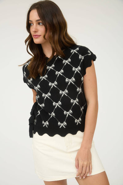 BOW PATTERN SHORT SLEEVE SIDE TIE KNIT PULLOVER: BLACK - Lulu Bella Boutique
