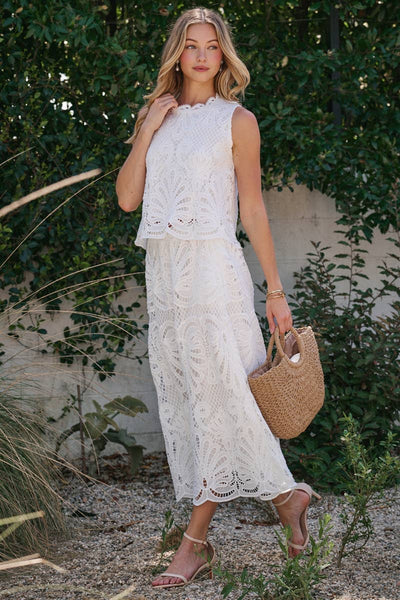 SLEEVELESS LACE TOP AND SKIRT SET WITH SCALLOPED HEM: OFF WHITE / S-M-L(2-2-2) - Lulu Bella Boutique