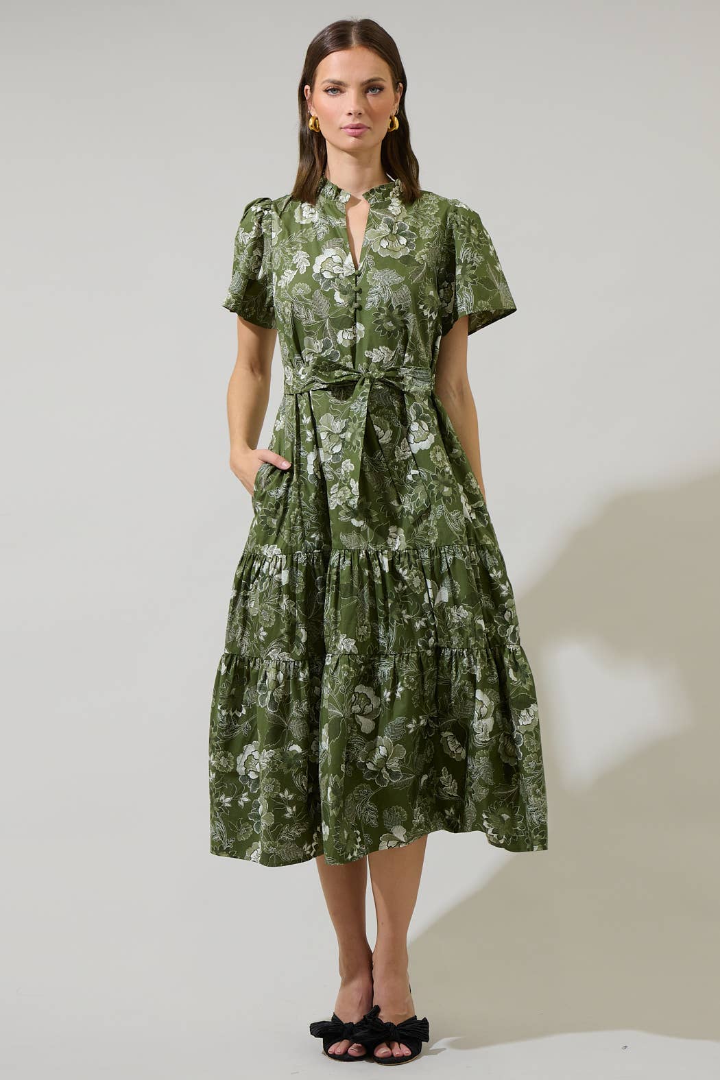 Hazleton Floral Britt Poplin Tiered Midi Dress: CREAM-OLIVE / M - Lulu Bella Boutique
