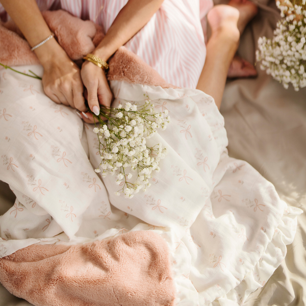 TORI HALFORD BAMBOO RAYON MUSLIN/LUSH BLANKETS: Boone / Receiving