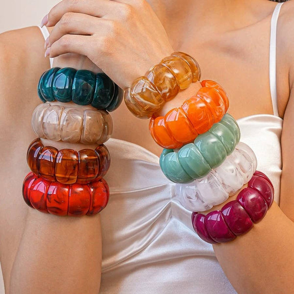 Color-Block Acrylic Stretch Cord Bracelet: Brown