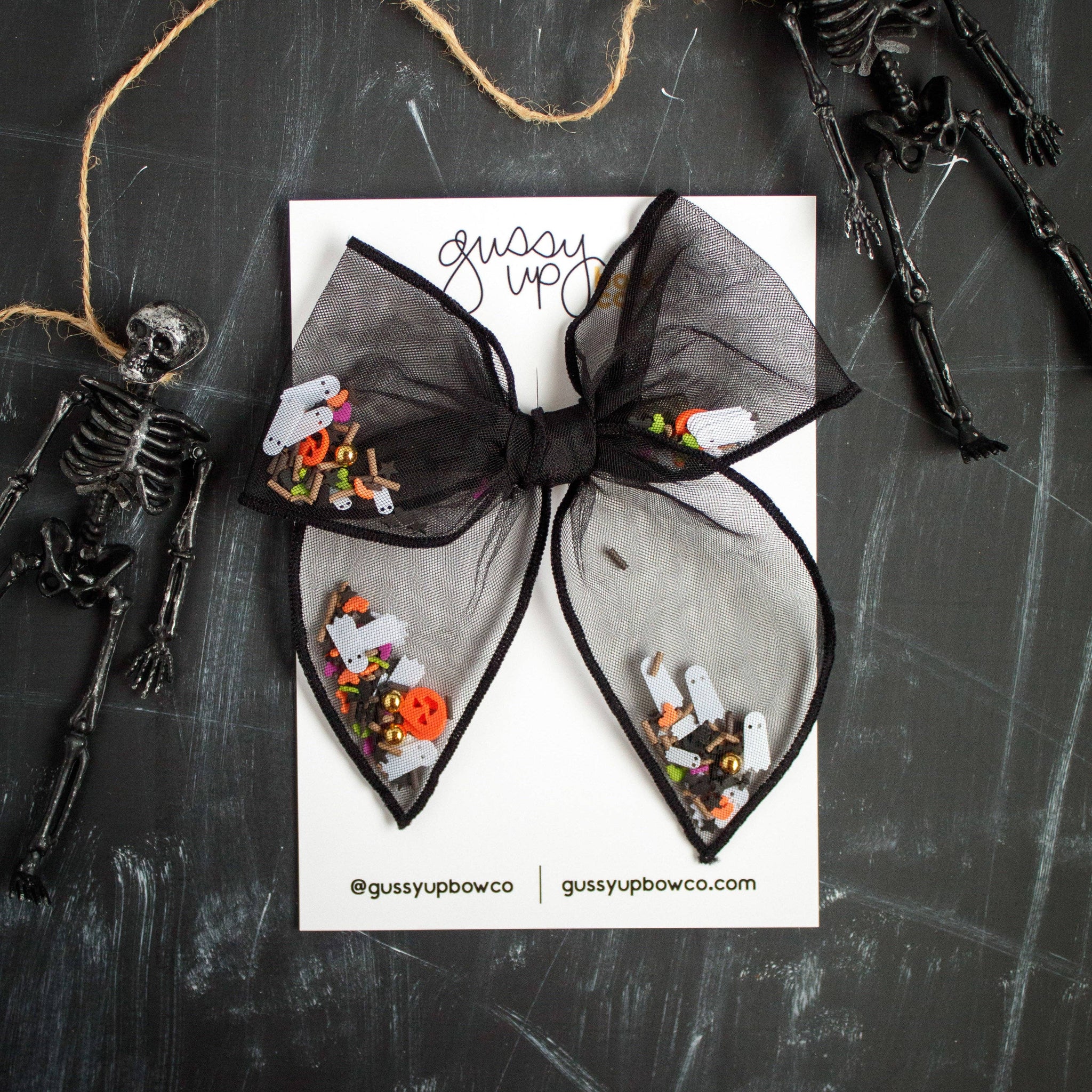 Ghosts in the Graveyard Shaker | Whimsy Bow | Halloween 24 Collection: Mini Bow on clip