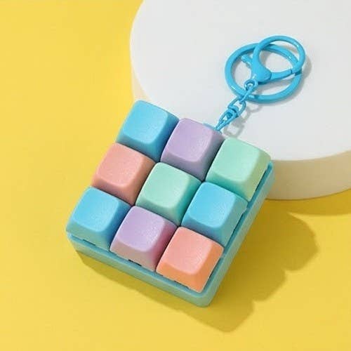 Keyboard Fidget Stress Relief Keychain: LAVENDER