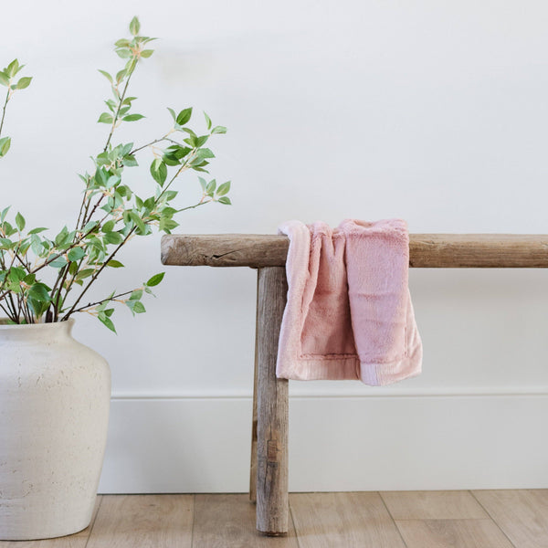 LUSH MINI BLANKETS: Rosy