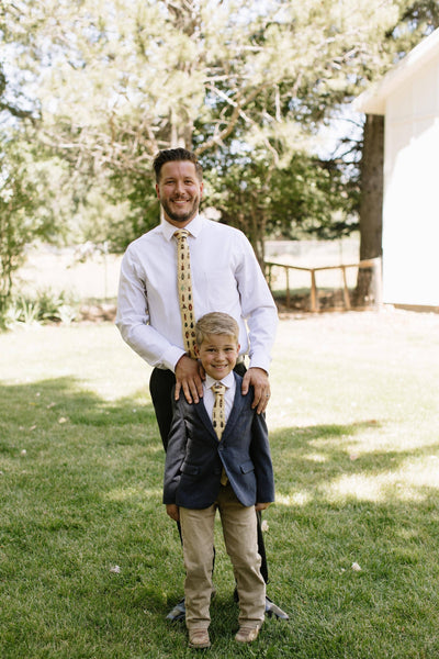 Bug Collection - Men's Tie: Mens Big & Tall - 3" wide x 62" long