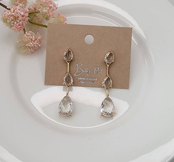 Handmade Semi-precious Stone Dangle Earrings: PEACH