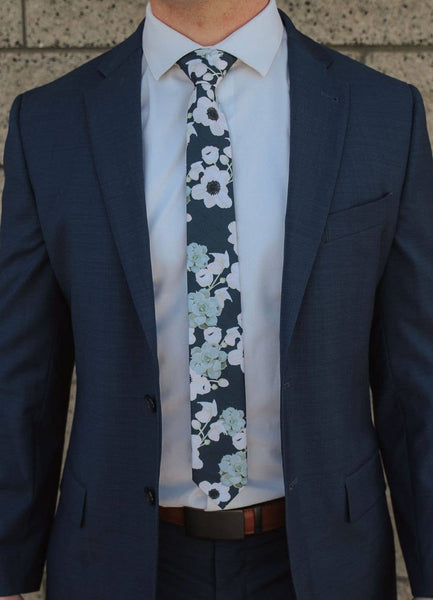 Brooks - Navy Floral and Succulent Tie: 2.5" Slim/Skinny Tie