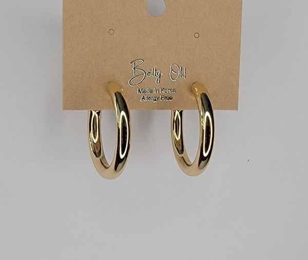 HOOP EARRINGS.: GOLD - Lulu Bella Boutique