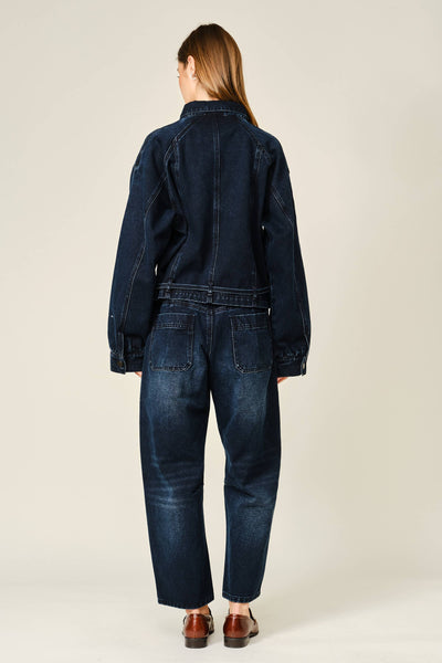 DARK WASHED BARREL JEANS: NAVY