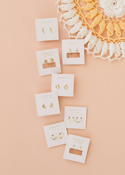 Icon Huggies - Star - Gold Earrings