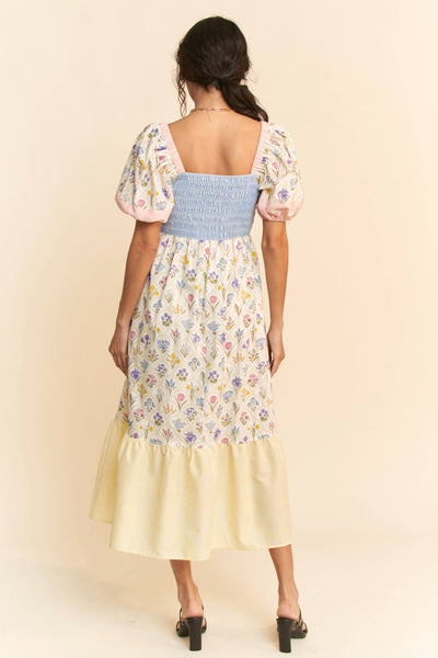 PLUS FLORAL BOUQUET PUFF SLEEVE TIERED DRESS: PASTEL YELLOW MULTI / 2XL - Lulu Bella Boutique