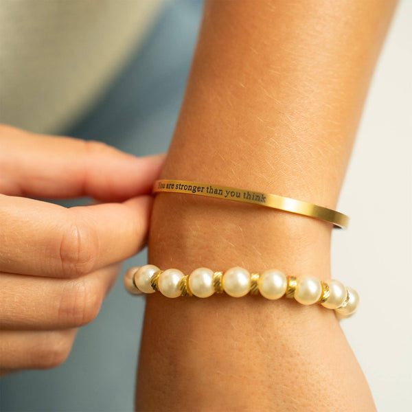 18K Gold PVD 8mm Kiska Glass Pearl Stretch Bracelet: Gold