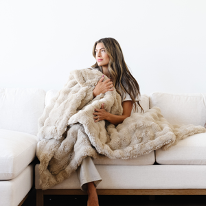 PLUSH FAUX FUR XL THROW BLANKETS: Sesame - Lulu Bella Boutique