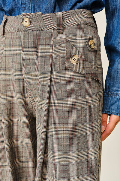CLASSIC PLAID PLEATED PANTS: BROWN MULTI