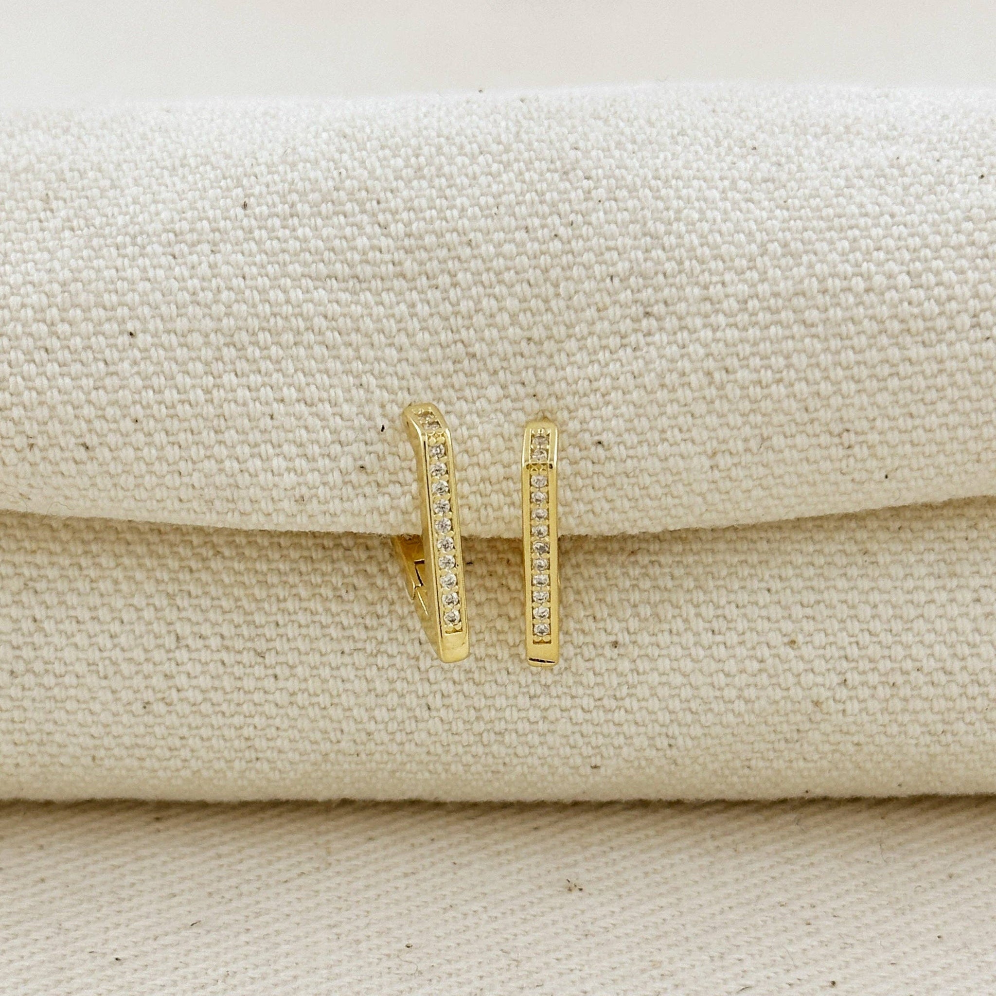 18k Gold Filled V Shape CZ Clicker Hoop Earrings - Lulu Bella Boutique