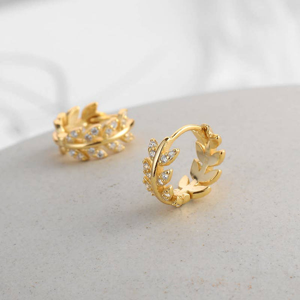 E043 gold leaf huggie earrings, leaf hoop earrings, huggies: Silver