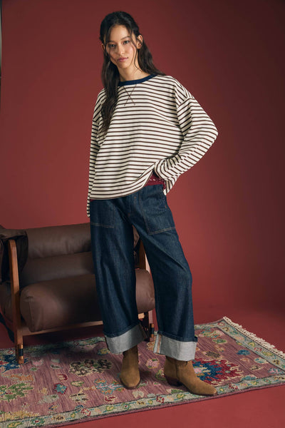 STRIPE CREW NECK V-STITCH LONG SLEEVE KNIT TOP: BROWN