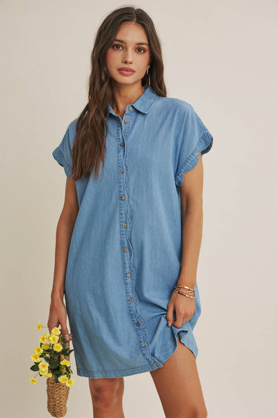 COFFEE RUN WASHED DENIM MINI SHIRT DRESS WITH SCALLOP DETAIL: LT. DENIM / S - Lulu Bella Boutique