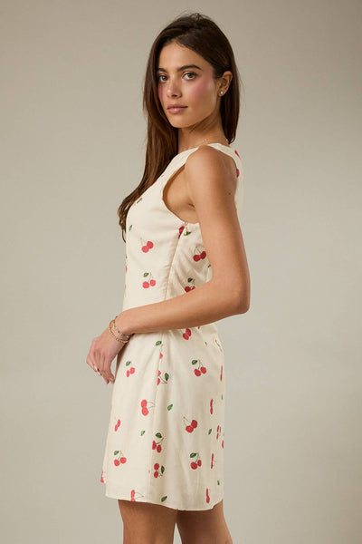 BOAT NECK SLEEVELESS CHERRY PRINTED MINI DRESS: CREAM-MULTI / S - Lulu Bella Boutique
