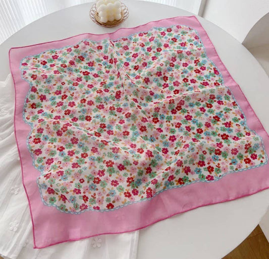 DITSY PRINT SILKY FEELING BANDANA SCARF: DITSY