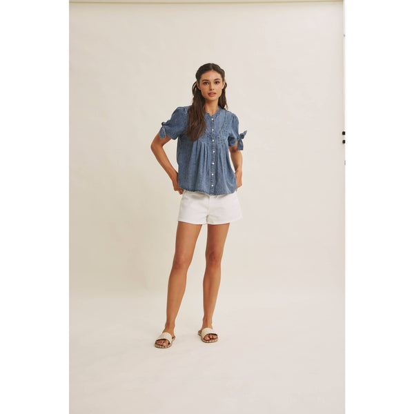 SUNNY DAY MINERAL-WASHED DENIM PINTUCK SHIRT WITH TIE SLVS: WASHED DENIM / S - Lulu Bella Boutique