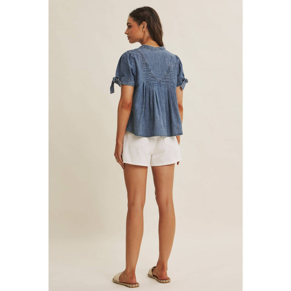 SUNNY DAY MINERAL-WASHED DENIM PINTUCK SHIRT WITH TIE SLVS: WASHED DENIM / S - Lulu Bella Boutique