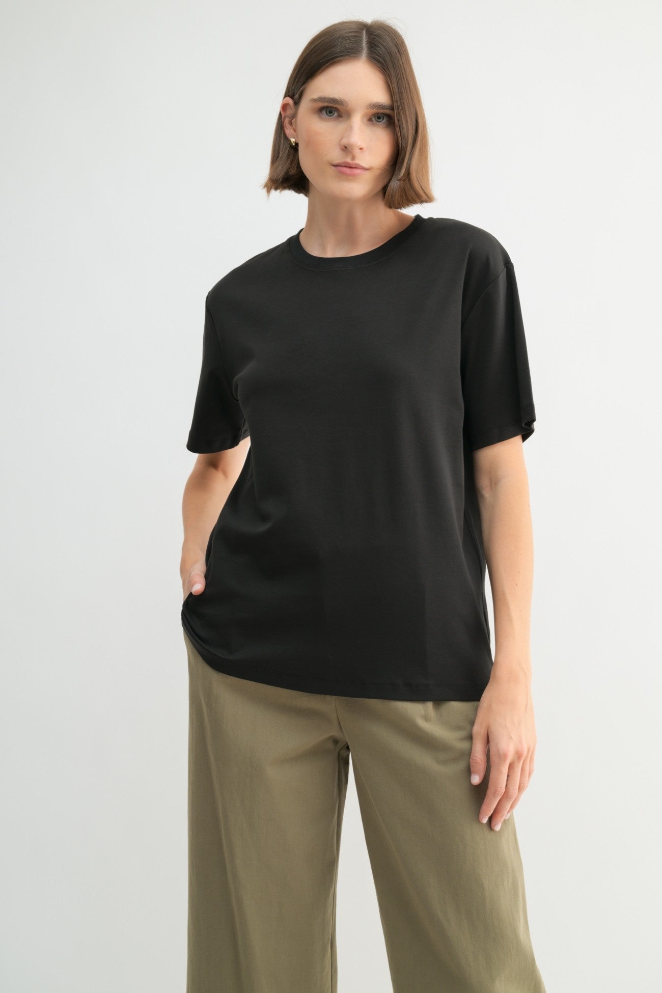 Round Neck Short Sleeve Knit Top