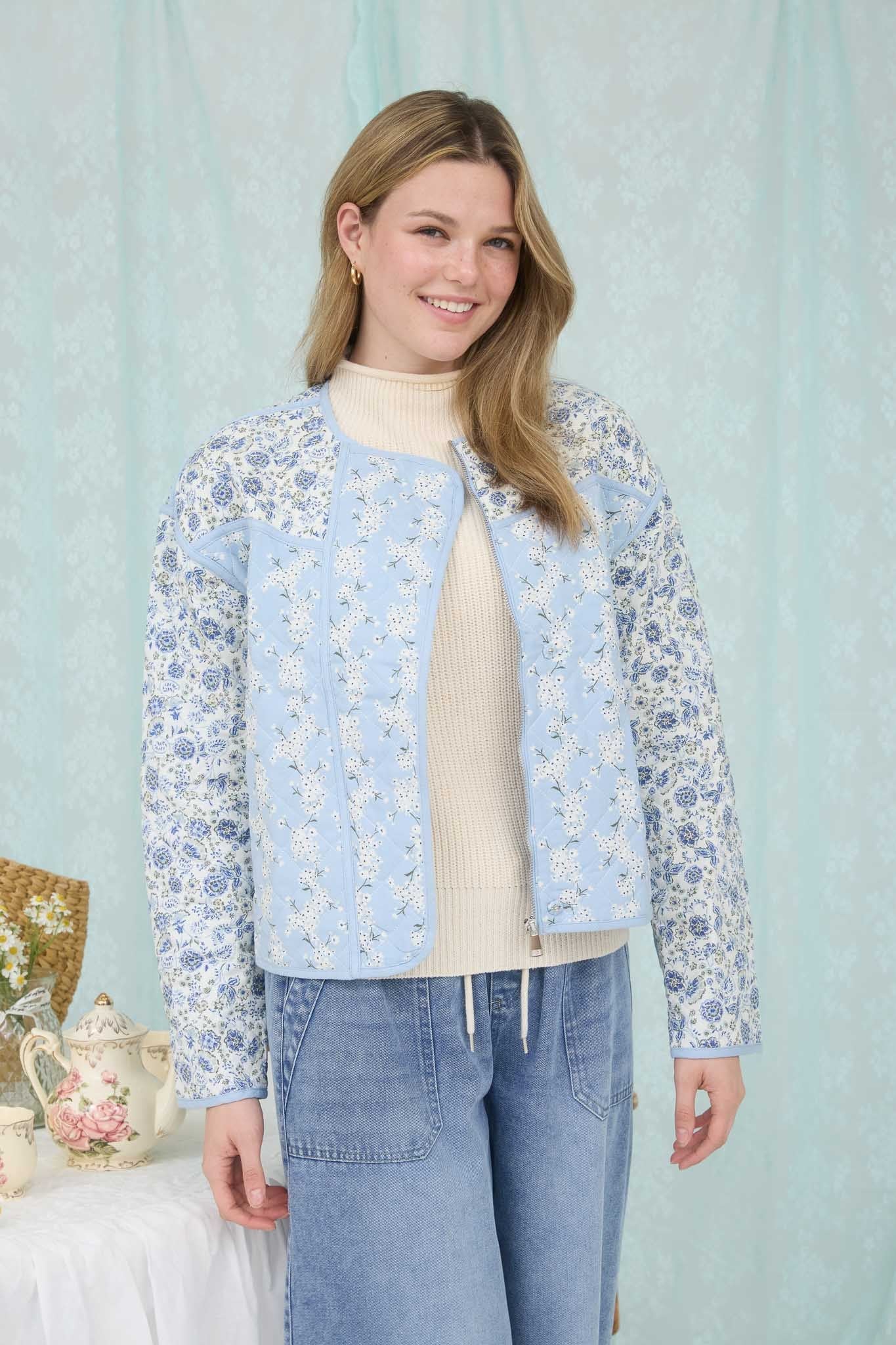Colorblock Floral Zip-up Quilted Jacket in Blue