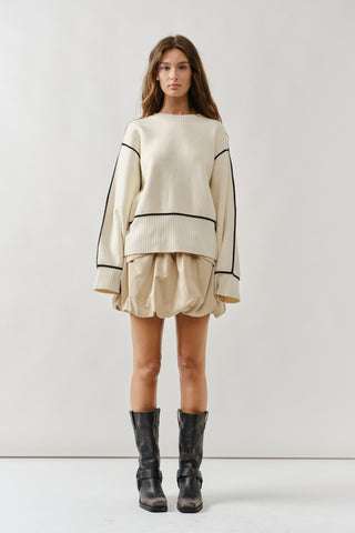 Oversized Fit Contrast Stitching Sweater