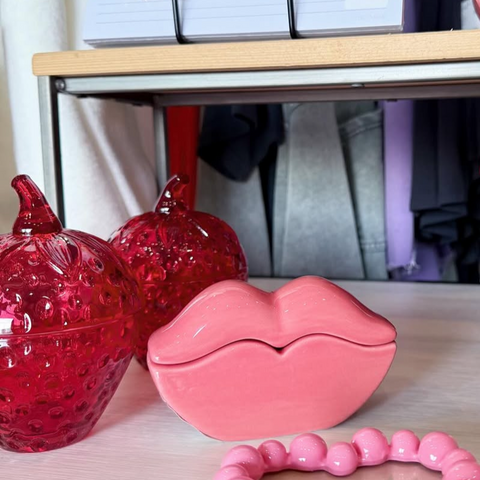 Stoneware Lip Shaped Box - Lulu Bella Boutique