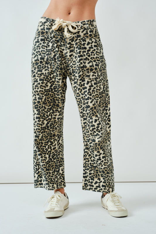 Leopard Barrel Denim Pants With Eyelet Waist