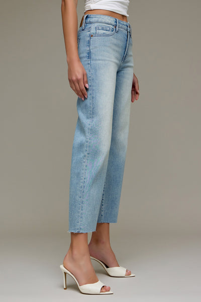 Light Wash Clean Stretch Cropped Classic Straight - Lulu Bella Boutique