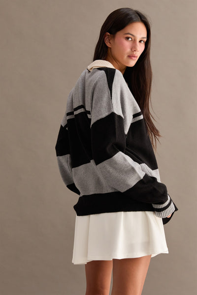 Contrasting Striped Sweater With Polo Collar