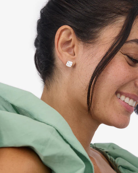 The Queen's 8mm Studs: Gold|White Diamondettes