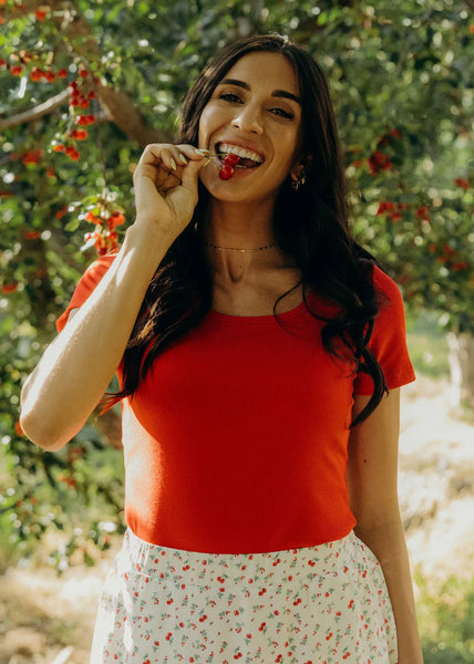 Short Sleeve Scoop Tee in Racing Red - Lulu Bella Boutique