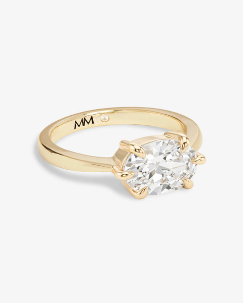 She's on Point Ring Gold|White Diamondettes